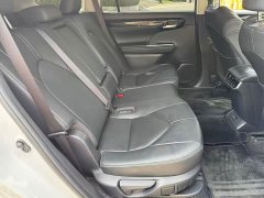 Toyota Highlander 2022 Hybrid 2.5L AWD Premium 7-Seater - ფოტო 12