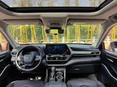 Toyota Highlander 2022 Hybrid 2.5L AWD Premium 7-Seater - ფოტო 16