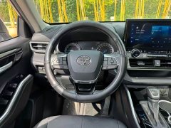 Toyota Highlander 2022 Hybrid 2.5L AWD Premium 7-Seater - ფოტო 18