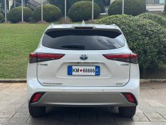 Toyota Highlander 2022 Hybrid 2.5L AWD Premium 7-Seater - ფოტო 7