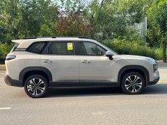 Wuling Starlight 560 New Energy Plug-in Hybrid 125km Luxury - ფოტო 9