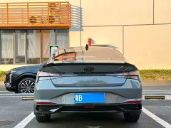 Hyundai Elantra 1.5L CVT GLX Elite - ფოტო 11
