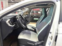 Volkswagen Lavida Sharp 1.5L Automatic New Vision Edition - ფოტო 4