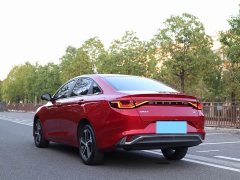 Geely Emgrand L 1.4T CVT Premium - ფოტო 5