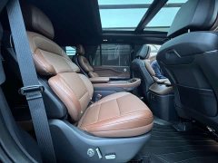 Lincoln Navigator 2025 3.5T Presidential Edition - ფოტო 10