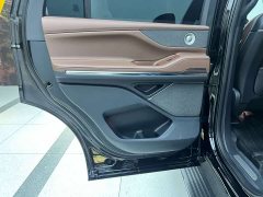 Lincoln Navigator 2025 3.5T Presidential Edition - ფოტო 11