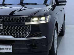 Lincoln Navigator 2025 3.5T Presidential Edition - ფოტო 3
