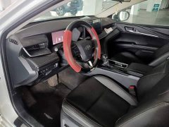 Toyota Camry 2.0L GVP Luxury - ფოტო 7