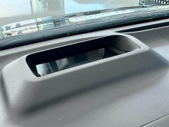 Toyota Alphard Hybrid 2.5L Premium Edition - ფოტო 13