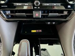 Toyota Alphard Hybrid 2.5L Premium Edition - ფოტო 18