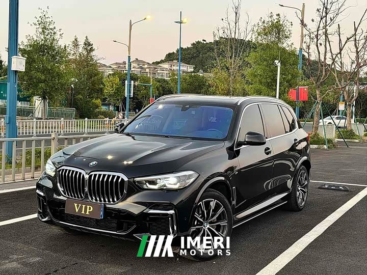 BMW X5 xDrive 30Li M Sport Package - ავტომობილი ჩინეთიდან