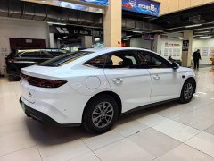 BYD Qin L DM-i Smart Drive Edition 80KM Leading - ფოტო 3