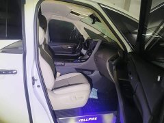Toyota Vellfire 2024 Crown Hybrid 2.5L Premium Edition - ფოტო 4