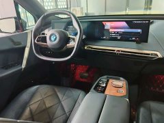 BMW iX xDrive40 - ფოტო 20