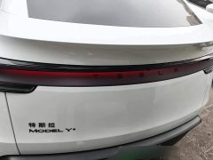 Tesla Model Y Long Range All-Wheel Drive - ფოტო 4
