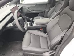 Tesla Model Y Long Range All-Wheel Drive - ფოტო 9