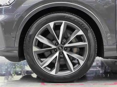 Audi Q7 55 TFSI quattro S line Sport - ფოტო 4