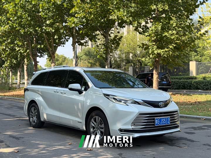 Toyota Sienna 2.5L Hybrid Comfort Edition - ავტომობილი ჩინეთიდან