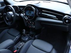 BMW MINI 2023 Facelift 1.5T COOPER Artist Five-Door - ფოტო 14