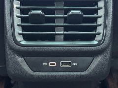 Volkswagen Lingdu L 280TSI DSG Dazzling Red Edition - ფოტო 16