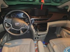 Buick GL8 Land Business Class Comfort Edition - ფოტო 12