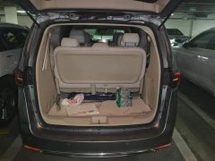 Buick GL8 Land Business Class Comfort Edition - ფოტო 4