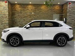 Honda Vezel 1.5L CVT Elite - ფოტო 4