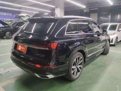Audi Q7 55 TFSI quattro S line Sport - ფოტო 3
