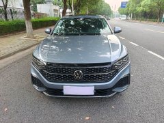 Volkswagen Passat 330TSI Starry Sky Luxury Edition - ფოტო 1