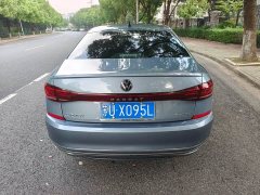 Volkswagen Passat 330TSI Starry Sky Luxury Edition - ფოტო 11