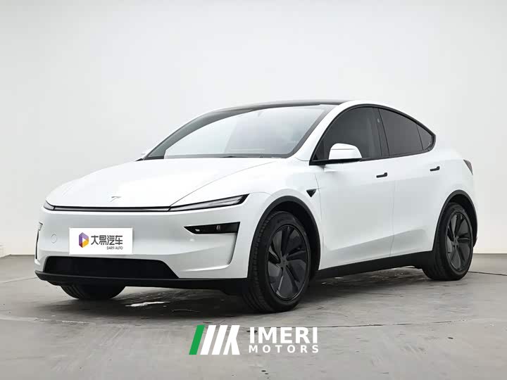 Tesla Model Y Long Range All-Wheel Drive Launch Edition
