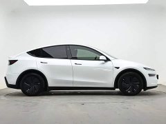 Tesla Model Y Long Range All-Wheel Drive Launch Edition - ფოტო 5