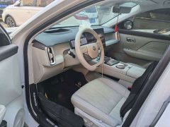 Leapmotor B10 610 Comfort Edition - ფოტო 4