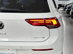 Volkswagen Golf 280TSI DSG 30th Anniversary Edition - ფოტო 16