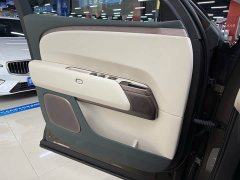 Li Auto L9 Livis - ფოტო 10