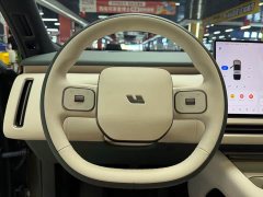 Li Auto L9 Livis - ფოტო 7