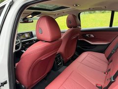 BMW 3 Series 325i M Sport Package - ფოტო 11
