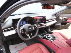 BMW 5 Series 530Li Premier M Sport Package - ფოტო 14