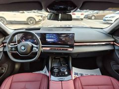 BMW 5 Series 530Li Luxury Edition - ფოტო 10