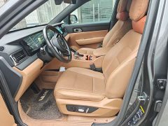 Li Auto ONE Extended Range 6-Seater - ფოტო 2