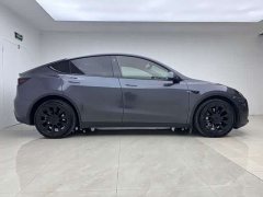 Tesla Model Y Long Range All-Wheel Drive - ფოტო 10