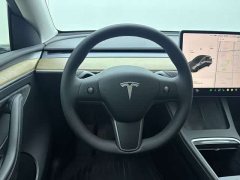 Tesla Model Y Long Range All-Wheel Drive - ფოტო 17