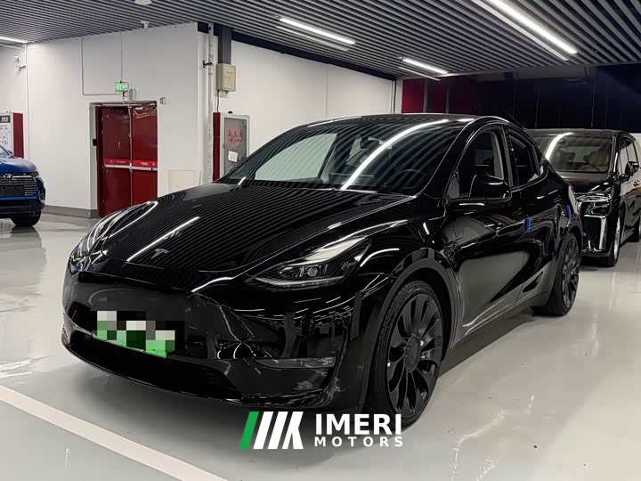 Tesla Model Y Performance All-Wheel Drive