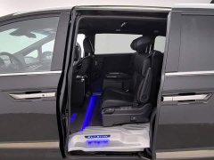 Honda Odyssey 2.0L e:HEV Luxury - ფოტო 15