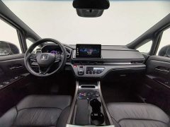 Honda Odyssey 2.0L e:HEV Luxury - ფოტო 5