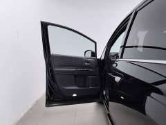 Honda Odyssey 2.0L e:HEV Luxury - ფოტო 8