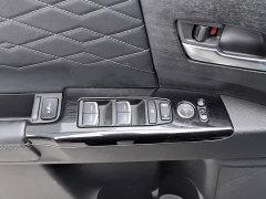 Honda Odyssey 2.0L e:HEV Luxury - ფოტო 9