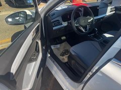 Volkswagen Lavida 1.5L Automatic Starry Sky Five Million Edition - ფოტო 4