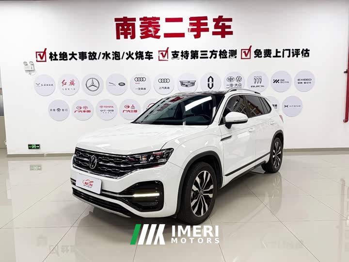 Volkswagen Taos 380TSI AWD R-Line Smart Connected Edition
