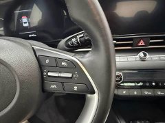 Hyundai Elantra 1.5L CVT Luxury - ფოტო 12